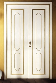 Межкомнатная дверь из массива Liste Vinchelli, фото