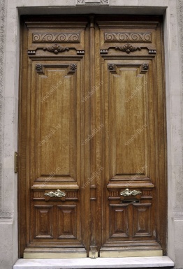 фото Входные двери из дуба Входная дверь под старину с резьбой 1-48