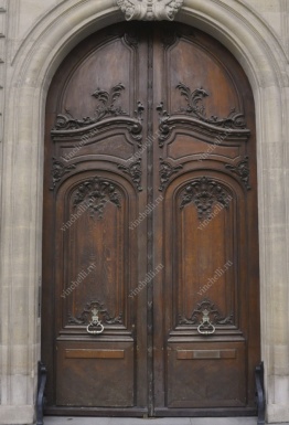 фото Входные двери из дуба Арочная входная дверь с резьбой 1-50