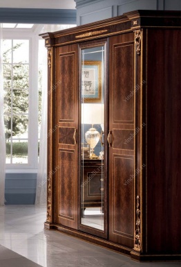 фото Эксклюзивная мебель на заказ Шкаф Qualita nobile
