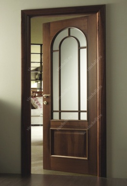 фото Межкомнатные двери дуб Дверь цвета орех из массива дуба 3-7