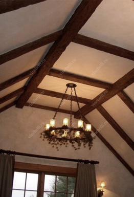 фото Деревянные потолочные балки Балки в мансарде 2